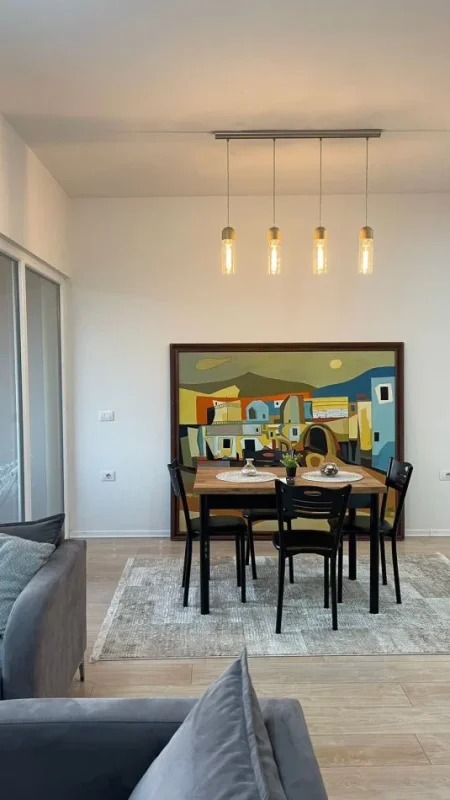 Tirane, jepet me qera apartament 2+1+Aneks+Ballkon Kati 5, 128 m² 1.300 € (Rruga e Kosovareve)
