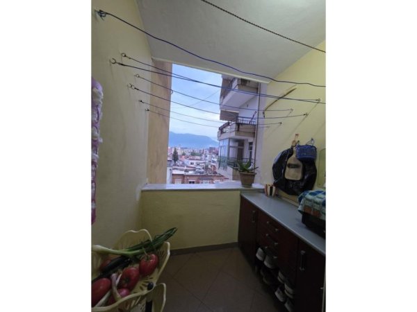 Tirane, shitet apartament 1+1+Ballkon Kati 7, 77 m² 231.000 € (Ambasada Amerikane)