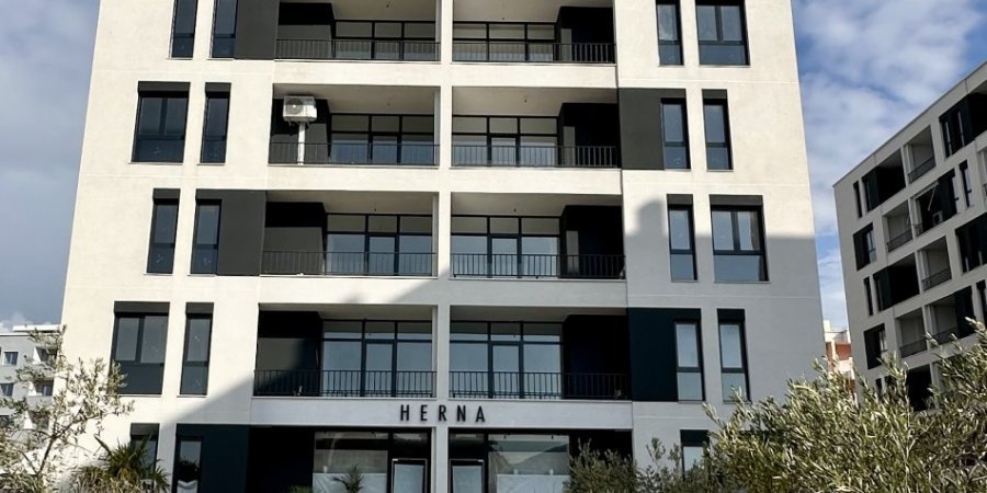 Vlore, shitet apartament 1+1+Ballkon Kati 5, 62 m² 71.000 € (Orikum)