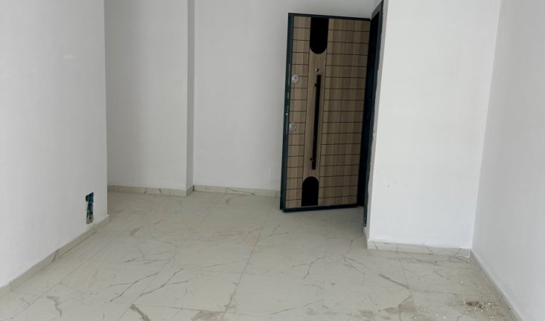 Vlore, shitet apartament 1+1+Ballkon Kati 5, 62 m² 71.000 € (Orikum)