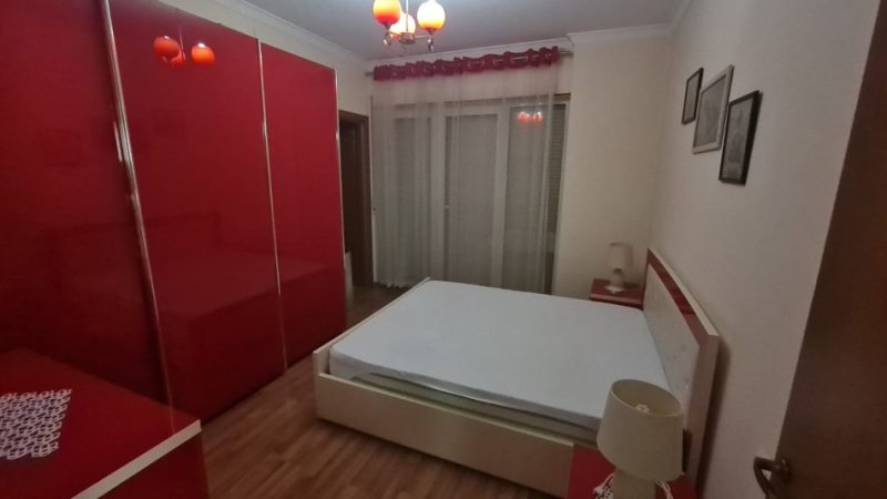 Tirane, jepet me qera apartament 3+1 Kati 7, 120 m² 800 € (Don bosko)