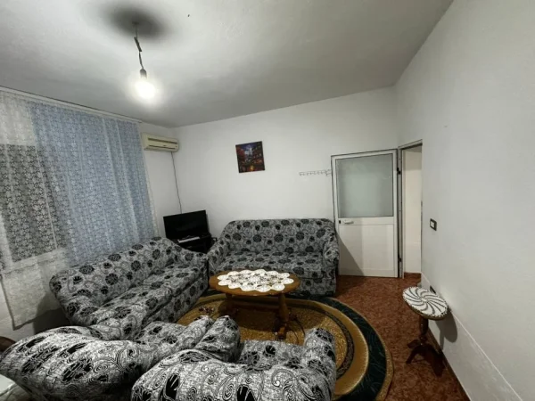 Tirane, jap me qera shtepi 2+1 Kati 1, 136 m² 400 € (Jordan Misja)
