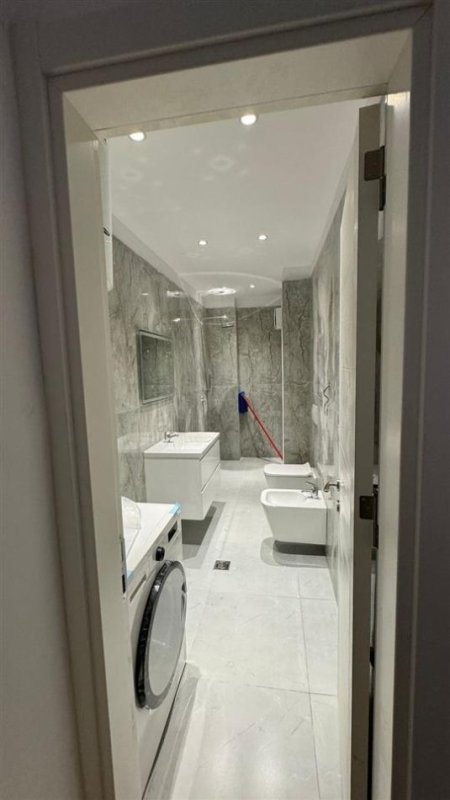 Tirane, jepet me qera apartament 1+1 Kati 6, 65 m² 400 € (Fresk)