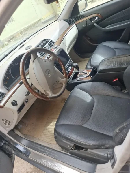 Korce, shes makine Benzin+Gaz, e zeze automatik Klima 260.000 km 3.000 €