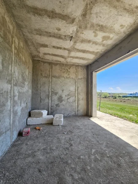 OKAZION‼️SHITET : Vile individuale në Gjirin e Lalzit🏖️ + pishinë vetëm 5 minuta larg detit || 350,000€