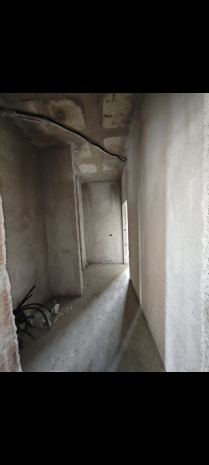 Tirane, shitet 2+1+Ballkon Kati 8, 101 m² 167.000 € (Rruga Dafinave, Fusha Aviacionit)