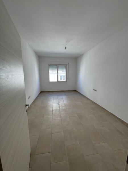 Tirane, shitet apartament 2+1 Kati 5, 129 m² (Rruga Aleksandria, tek Bajraktari Food)