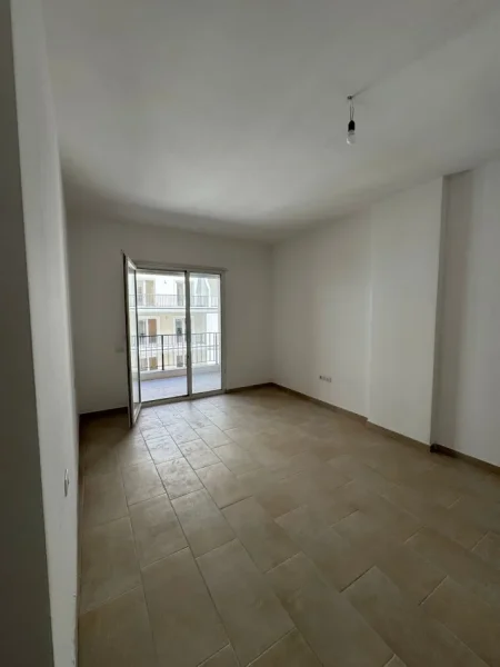 Tirane, shitet apartament 2+1 Kati 5, 129 m² (Rruga Aleksandria, tek Bajraktari Food)
