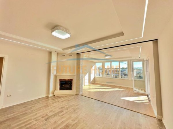 Tirane, shitet apartament 2+1+Ballkon Kati 5, 100 m² 277.000 € (Xhamlliku)