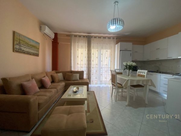 Tirane, jepet me qera apartament 1+1 Kati 9, 79 m² 500 € (Vizion Plus)
