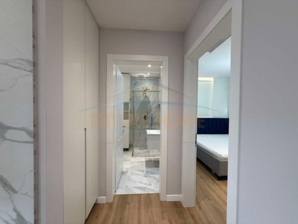 Tirane, jepet me qera apartament 2+1 Kati 7, 95 m² 800 € (Unaza e Re)