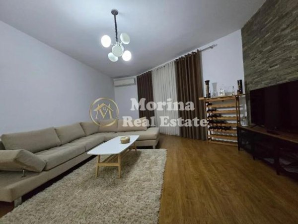 Tirane, jepet me qera apartament 1+1 Kati 3, 80 m² 600 € (Liqeni i Thate-prane Radisson)
