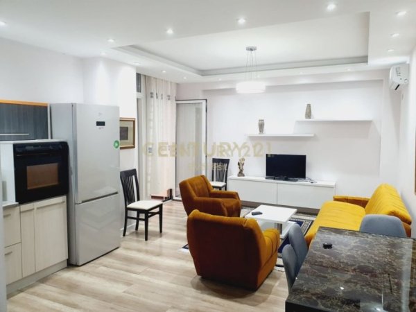 Tirane, jepet me qera apartament 2+1 Kati 2, 80 m² 550 € (KODRA E DIELLIT)