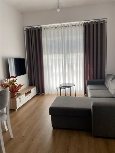 Tirane, jepet me qera apartament 2+1 Kati 7, 70 m² 500 € (Kompleksi Kaimi)