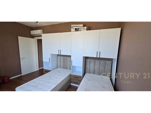 Shqiperi, jepet me qera apartament 2+1+Ballkon Kati 9, 84 m² 650 € (DON BOSKO)