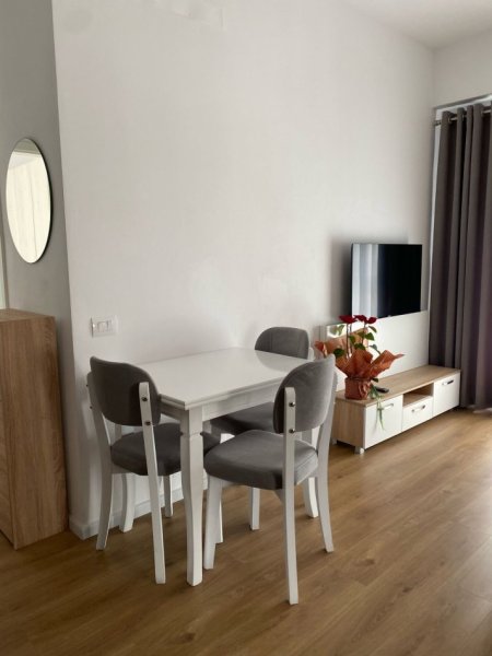 Tirane, jepet me qera apartament 2+1 Kati 7, 80 m² 500 € (Ali demi)