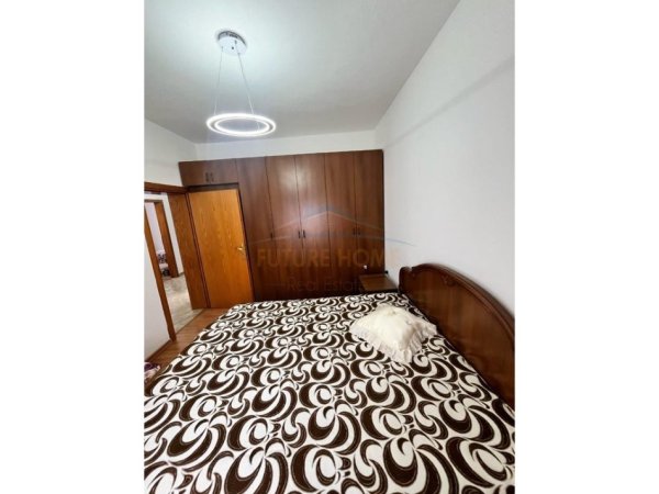 Durres, jepet me qera apartament 2+1 Kati 4, 67 m² 300 € (Lagjia 17 prane zjarrfikeses)