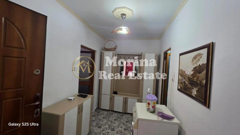 Tirane, jepet me qera apartament 1+1+Aneks Kati 1, 60 m² 350 € (Rruga e Dibres-perballe QSUT)