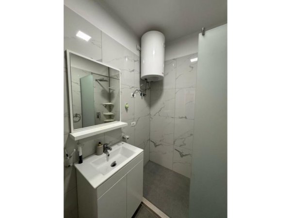 Tirane, jap me qera apartament 1+1 Kati 8, 46 m² 600 € (Don Bosko)