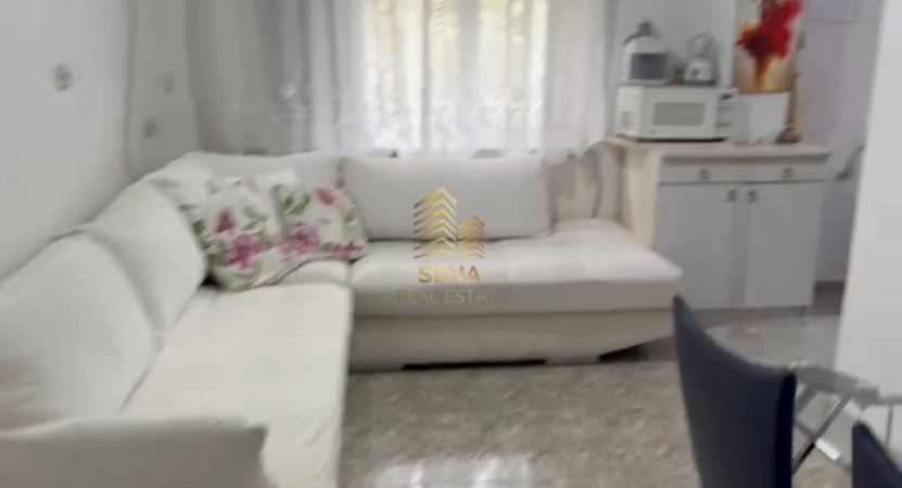 Tirane, jepet me qera apartament 2+1+Ballkon Kati 4, 72 m² 450 € (Rruga e Dibres)