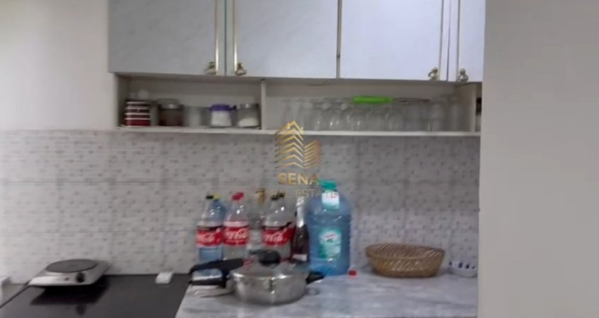 Tirane, jepet me qera apartament 2+1+Ballkon Kati 4, 72 m² 450 € (Rruga e Dibres)