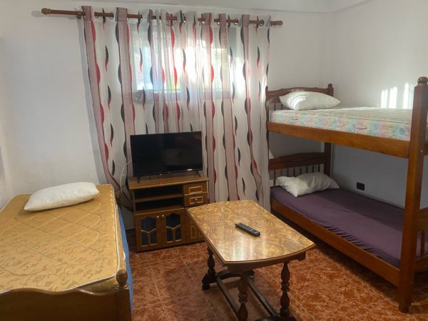 !Dhene!Durres, jepet me qera garsonier Kati 1, 60 m² 160 € (prane Kryqit te Kuq)