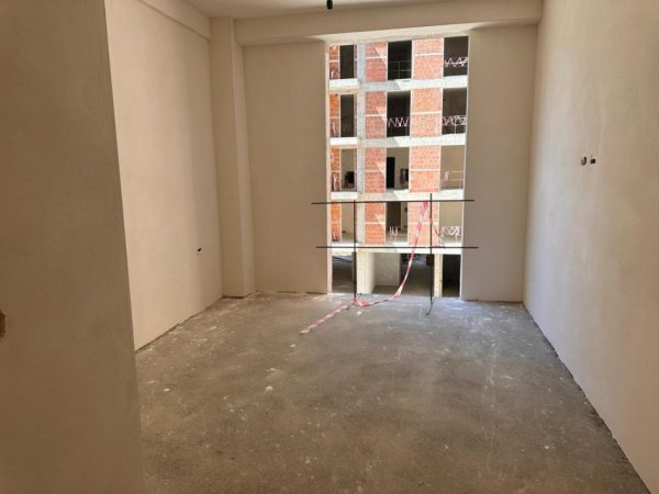 Tirane, shitet apartament 2+1 Kati 2, 91 m² 191.000 € (Kompleksi Orbital, Gener 2, Bulevardi i Ri)