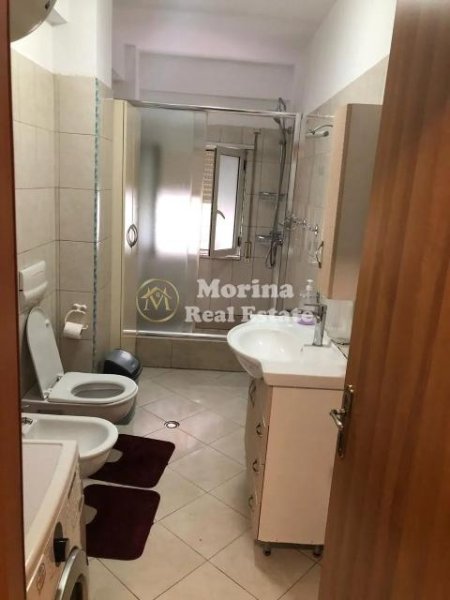Tirane, jepet me qera apartament 2+1 Kati 3, 90 m² 500 € (Ali Demi-Rruga Idriz Dollaku)