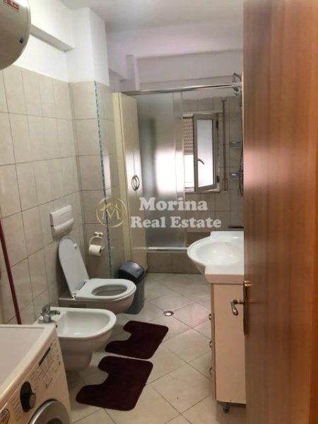 Tirane, jepet me qera apartament 2+1 Kati 3, 90 m² 500 € (Ali Demi-Rruga Idriz Dollaku)