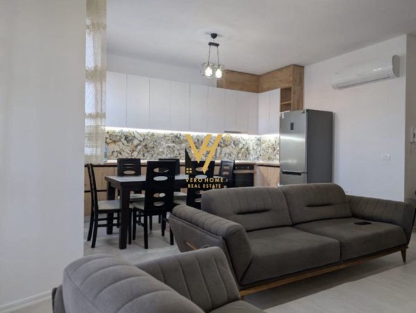 Tirane, jepet me qera apartament 2+1+Ballkon Kati 2, 95 m² 700 € (UNAZA E RE)