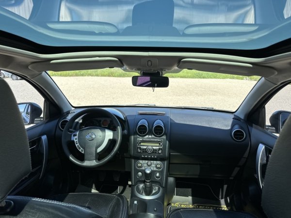 Durres, shitet SUV | Xhip Nissan Nafte, gri e erret manuale Klima 214 km