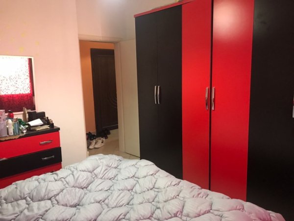 Tirane, jepet me qera apartament 1+1+Ballkon Kati 6, 65 m² 38.000leke (Blv Astir te Bar Xhamero)