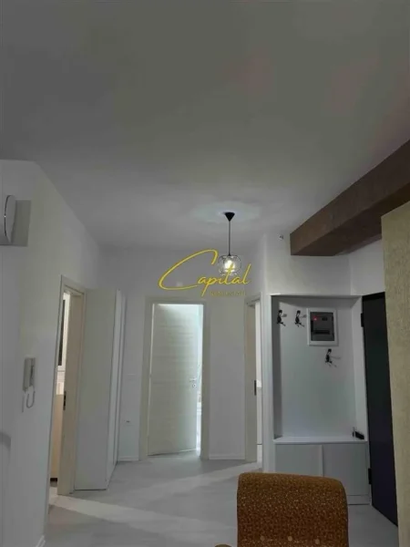 Tirane, jepet me qera apartament 2+1 Kati 2, 97 m² 700 € (ASTIR)