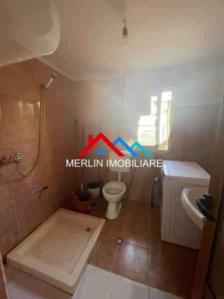 Tirane, jepet me qera apartament 1+1 Kati 1, 35 m² 250 € (RRUGA EGNATIA)