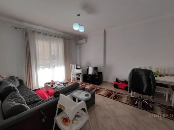 Tirane, shitet apartament 1+1 Kati 1, 80 m² 130.000 € (Xhanfize Keko)