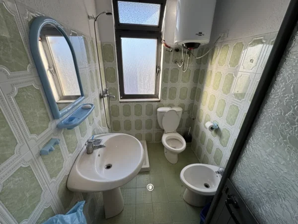 Tirane, shitet apartament 1+1 Kati 6, 66 m² 70.000 € (Rruga e Dibres, prane Amerikan 2)