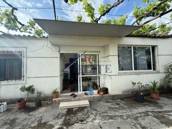 Tirane, shitet shtepi Kati 0, 102 m² 360.000 € (Misto Mame)