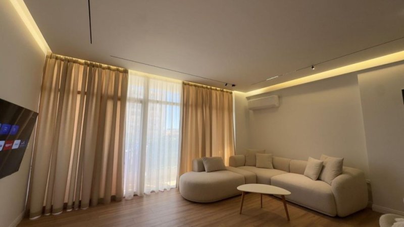 Tirane, jepet me qera apartament 2+1 Kati 2, 100 m² 750 € (bulevardi i ri)