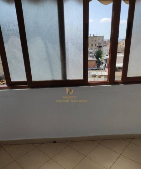 Tirane, shitet apartament 2+1 Kati 4, 65 m² 100.000 € (Shkolla bashkuar)