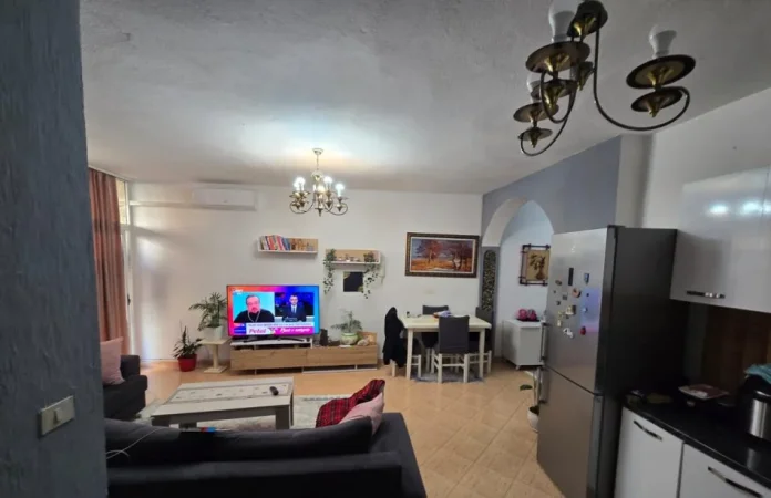 Tirane, Liste me oferta apartament 2+1+Ballkon , 92 m² 250.000 € (rruga medar shtylla)
