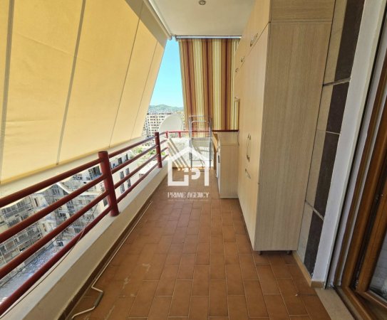 JEPET ME QIRA: Apartament 2+1/Rruga Kavajës KISHA ORTODOKSE