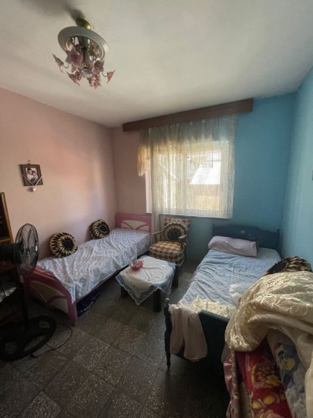 Tirane, jap me qera apartament 2+1+Aneks+Ballkon Kati 3, 75 m² 300 € (Myslym Shyr)