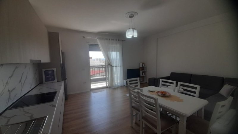 Tirane, jepet me qera apartament 1+1 Kati 6, 80 m² 600 € (Rruga egnatia)