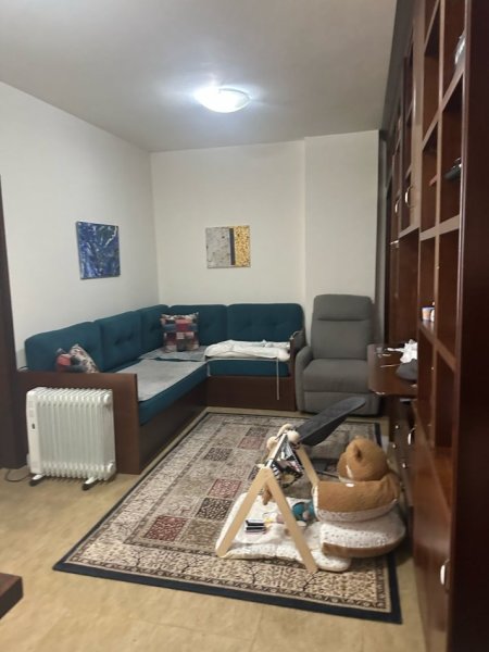 Tirane, jepet me qera apartament 1+1 Kati 9, 65 m² 450 € (Rruga e kavajes)