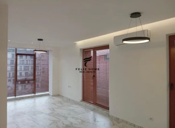 Tirane, shitet apartament 1+1+Ballkon Kati 7, 70 m² 220.000 € (RRUGA E KAVAJES)