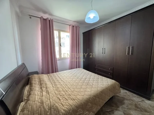 Tirane, shitet apartament 2+1 Kati 4, 100 m² 148.000 € (Astir)