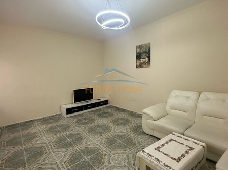 Qera, Apartament 2+1, Rruga Riza Cerova, Tiranë( AREA52463 )