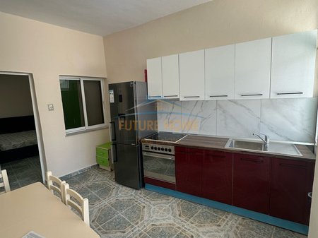 Qera, Apartament 2+1, Rruga Riza Cerova, Tiranë( AREA52463 )