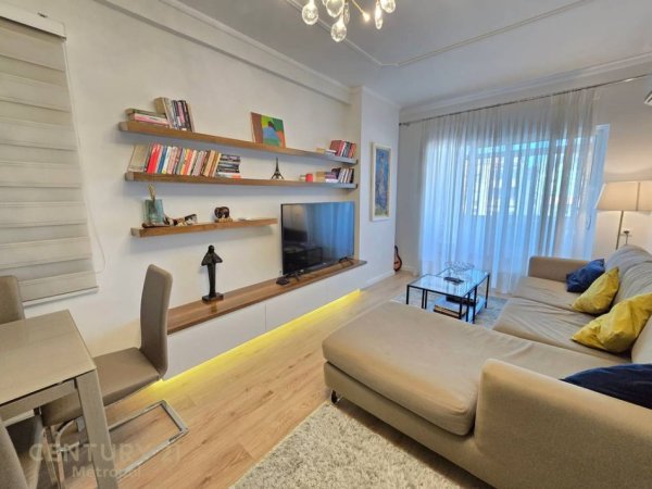 Tirane, jap me qera apartament 1+1 Kati 4, 80 m² 900 € (Shallvaret)