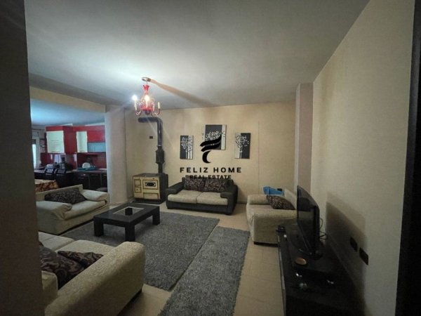 Tirane, jepet me qera apartament 3+1+Ballkon Kati 5, 120 m² 750 € (ALI DEMI)